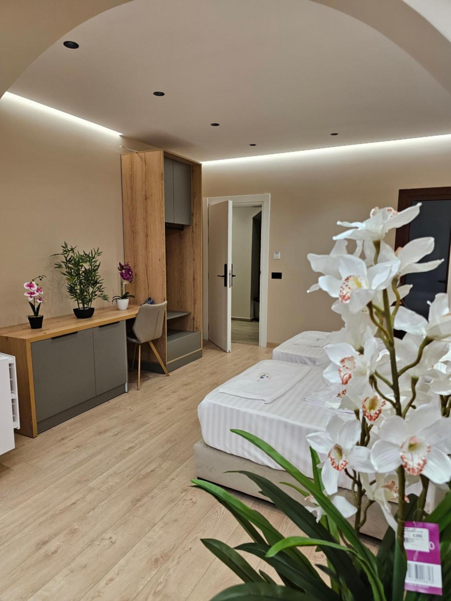 Albi Apartment ติรานา ภายนอก รูปภาพ
